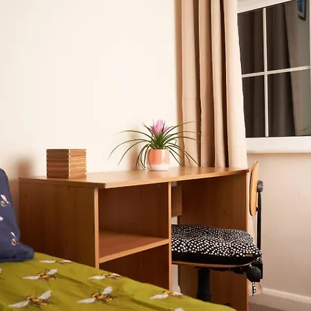 Morden House Apartment Exterior photo