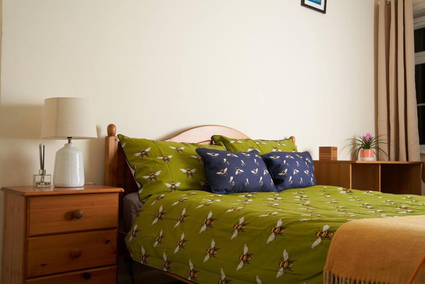 Homestay Morden House *