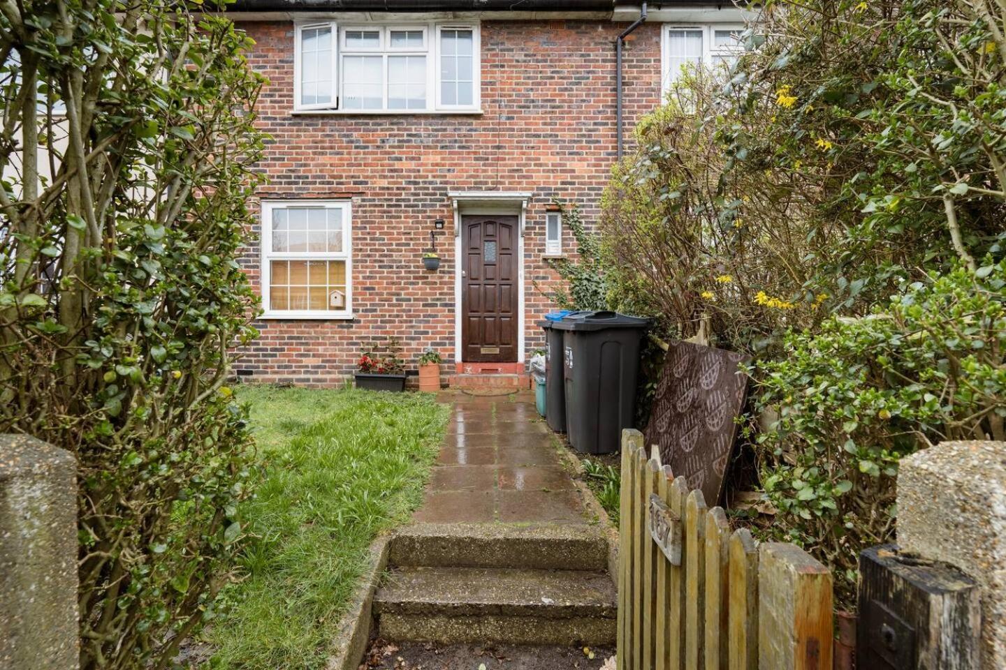 Morden House Homestay Morden (Greater London)